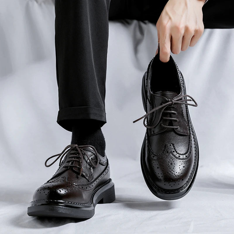 Classic Men’s Brogues – Patent Leather Oxford Shoes for Wedding & Formal Events