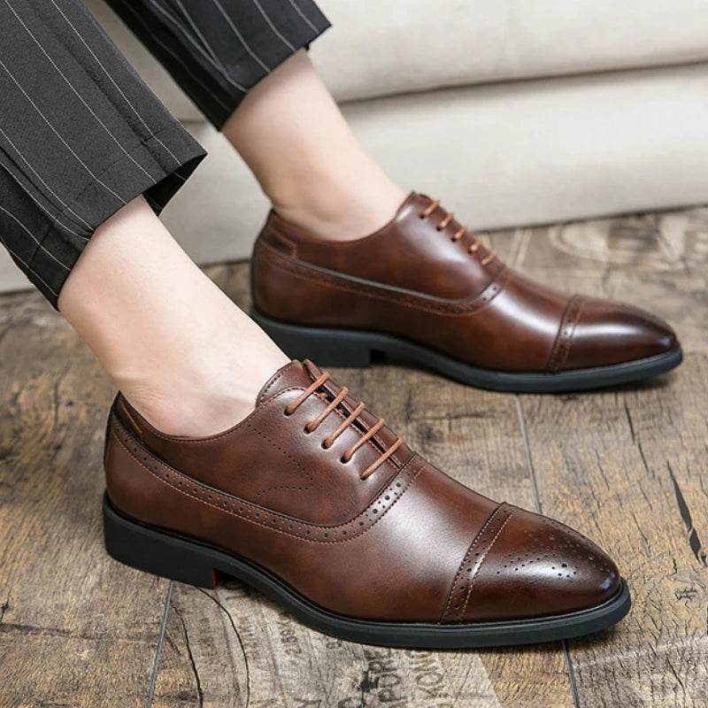 Men’s Elegant Dress Shoes – Pointed Toe, Red Sole & Lace-Up Design