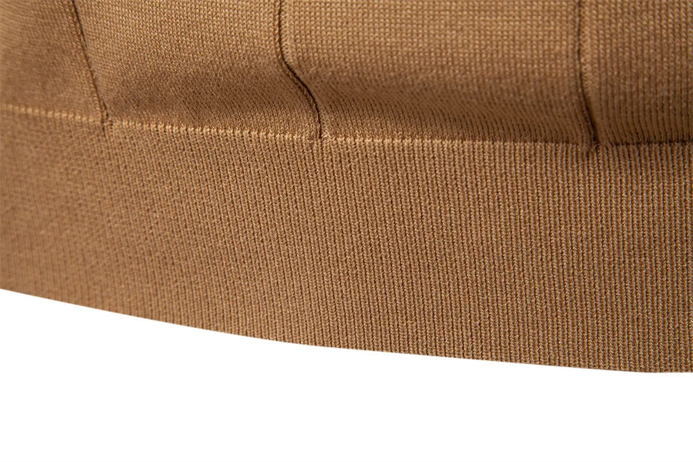 Men’s Slim Fit Polo Shirt with Zipper – Sporty & Smart Casual Style