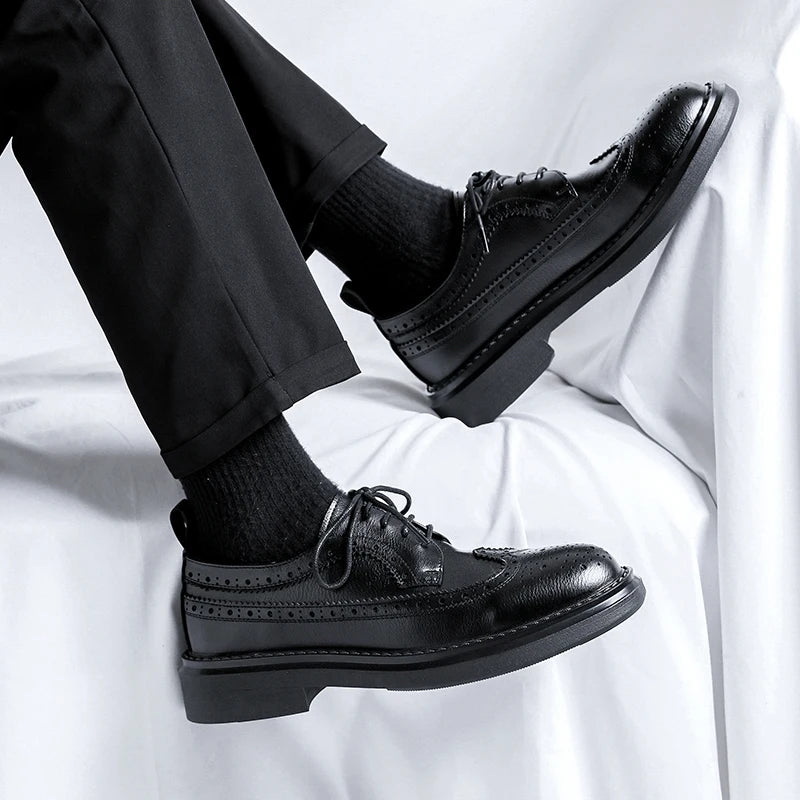 Classic Men’s Brogues – Patent Leather Oxford Shoes for Wedding & Formal Events