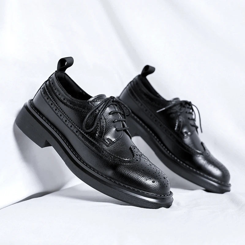 Classic Men’s Brogues – Patent Leather Oxford Shoes for Wedding & Formal Events