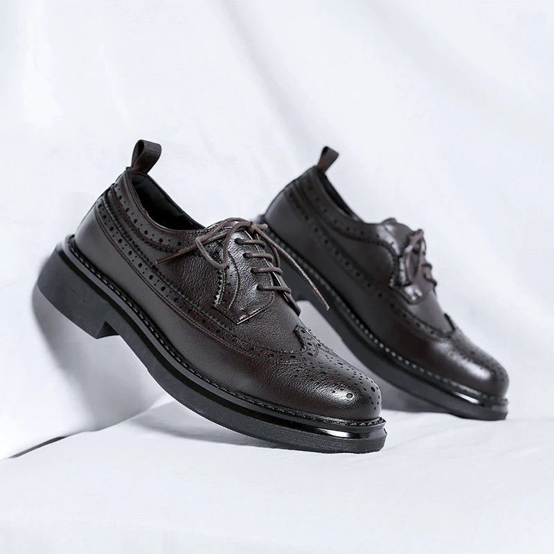 Classic Men’s Brogues – Patent Leather Oxford Shoes for Wedding & Formal Events
