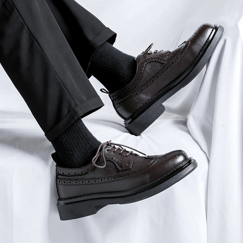Classic Men’s Brogues – Patent Leather Oxford Shoes for Wedding & Formal Events